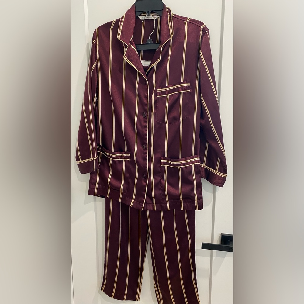 Vintage 90’s Victoria’s Secret Burgundy & Gold Stripe Satin Pajama Set| Size XS - Picture 8 of 10